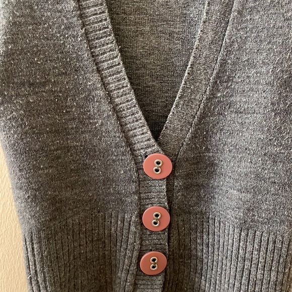 Sweater vest - Picture 2 of 3